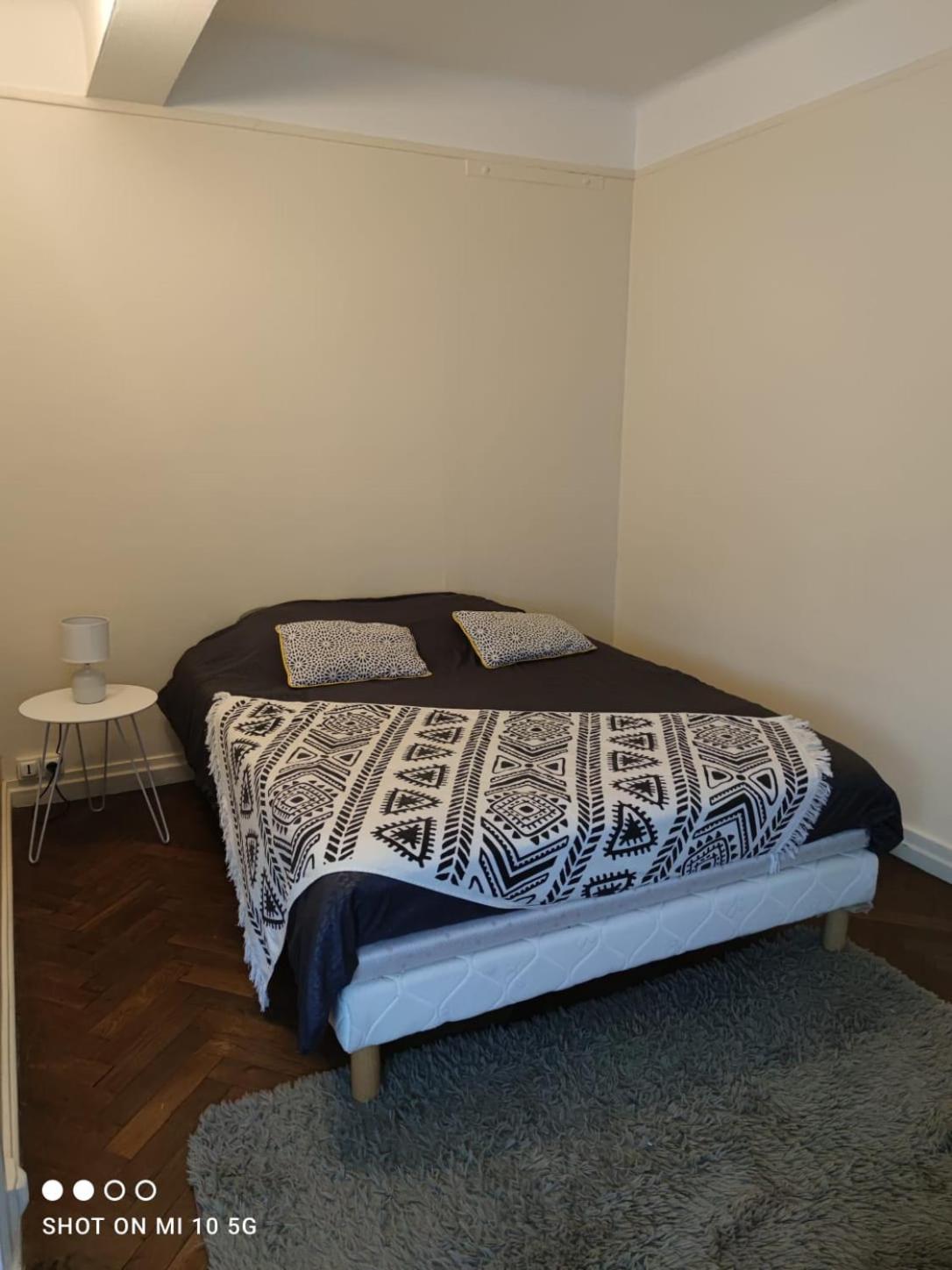 Appartement Tres Bien Place Châteauroux エクステリア 写真
